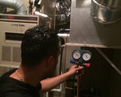 Taking Pressure Readings Taking Pressure Readings